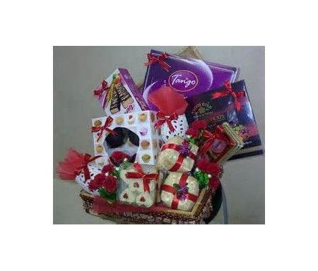 HAMPER BASKET